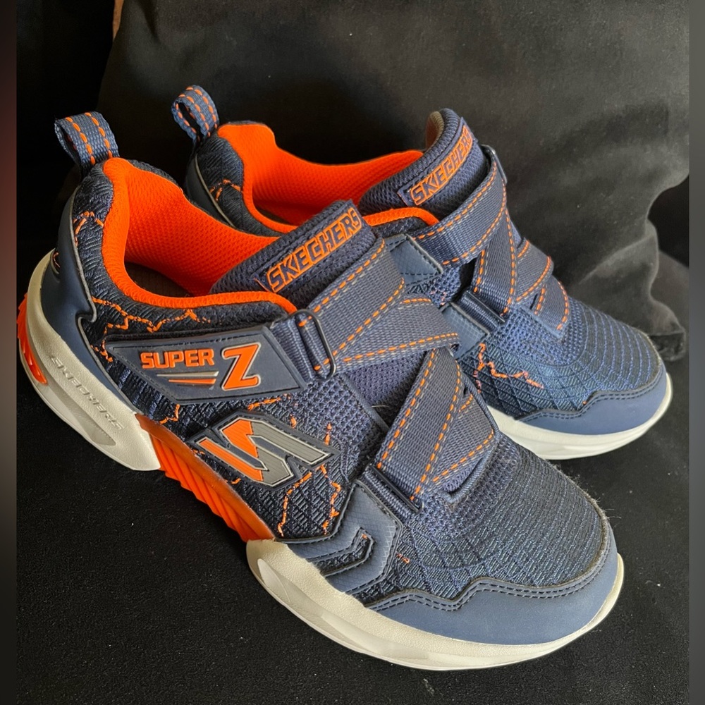 Boys Skechers super z shoes